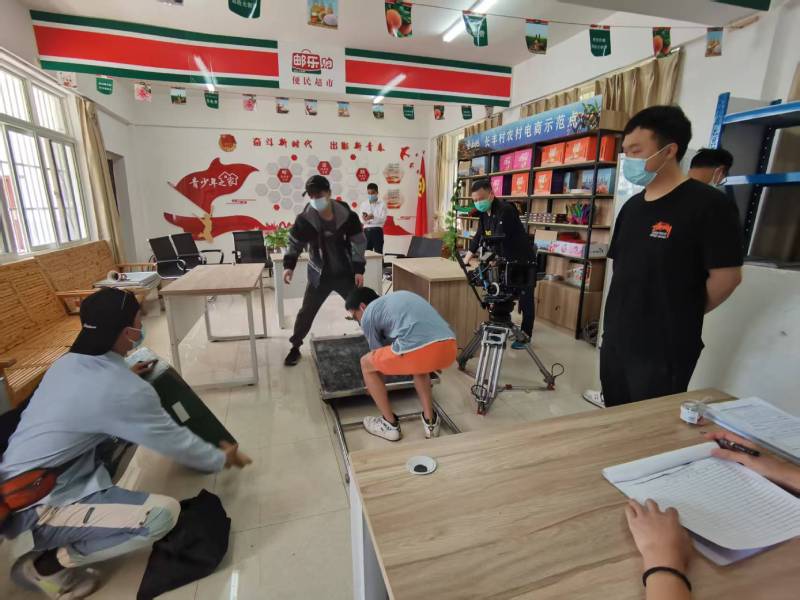 临湘市广告片拍摄公司：极简主义践行者，少即是多的视觉哲学